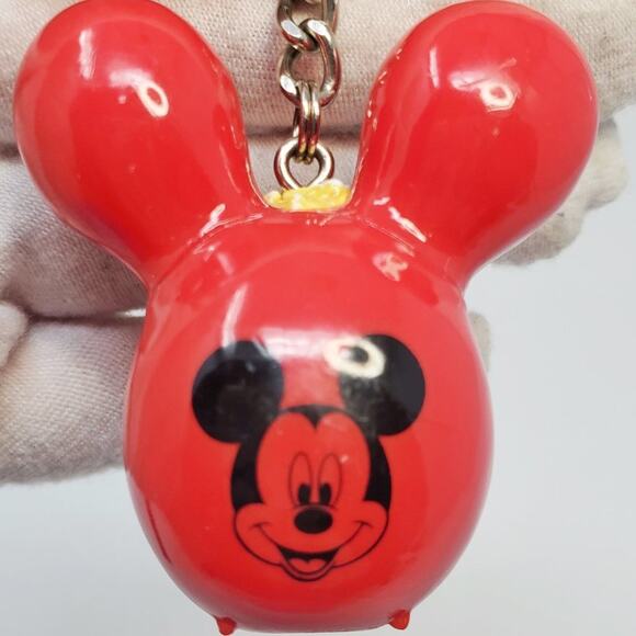 Disney Parks Mickey Mouse Res Balloon Popcorn Bucket Keychain NWT - Picture 5 of 14
